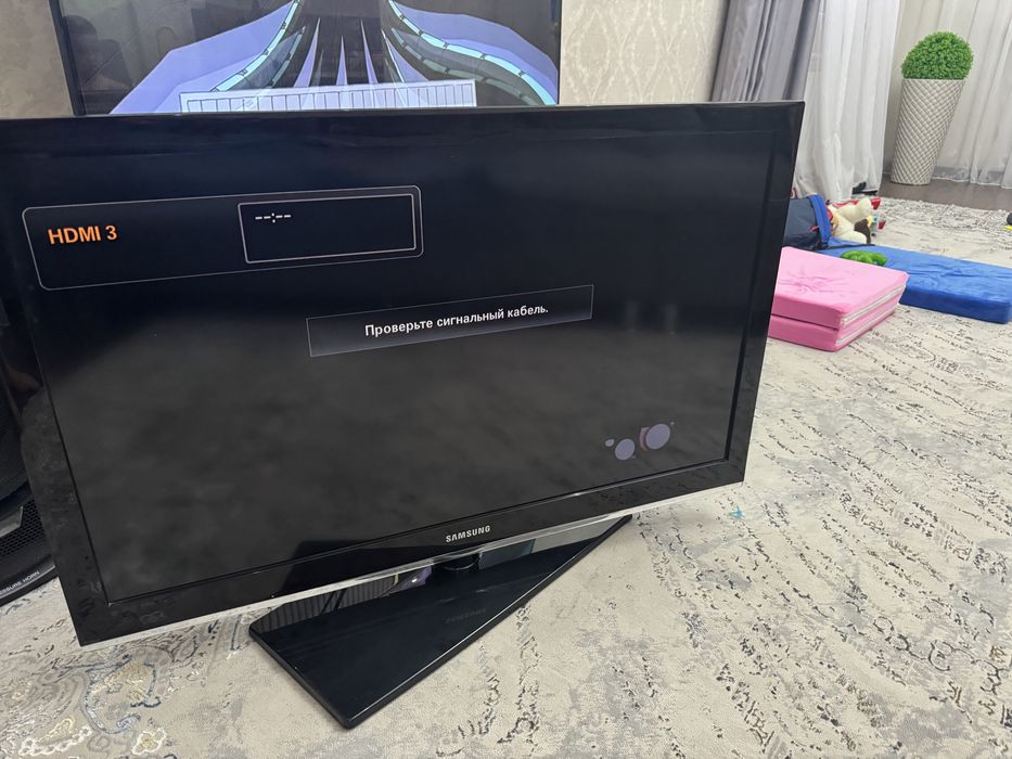 Продам телевизор