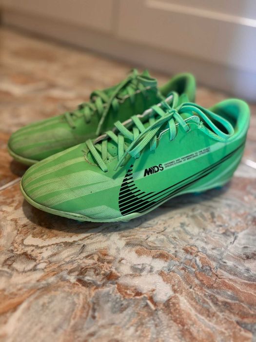 Бутонки Nike номер 36