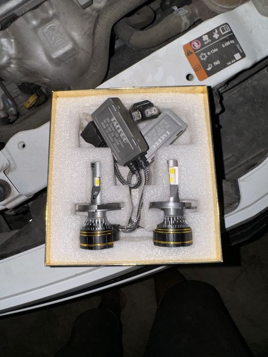 Лед лампочки 1000w