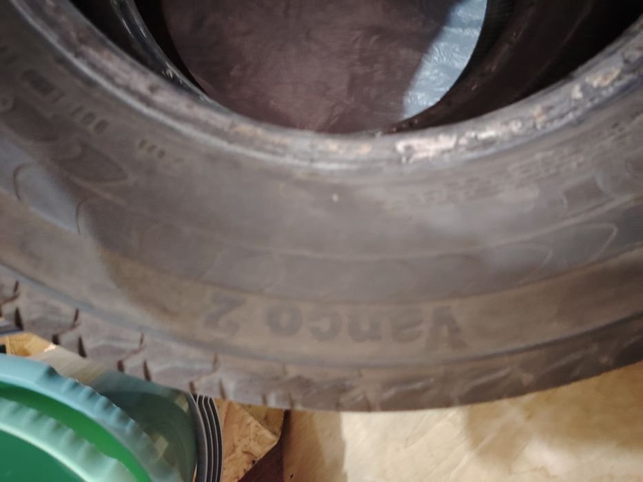 Шины усиленные 235/65 R16C Continental