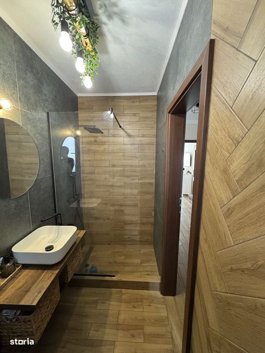 Casă Mobilată și Utilata