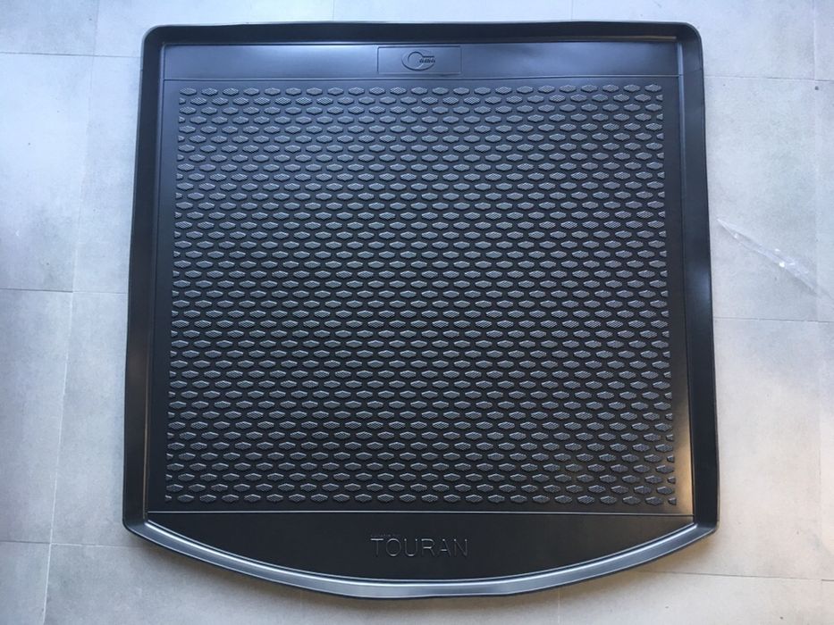 Стелка за багажник VW TOURAN, Туаран от 2003 до 2015г.