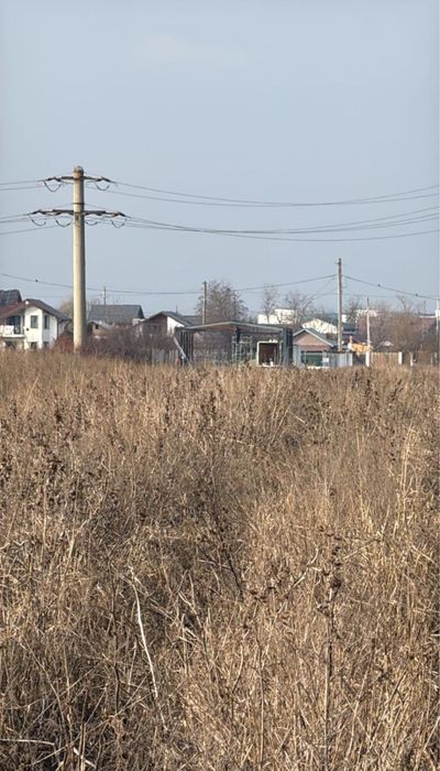 Vand teren  in Crevedia Dambovita