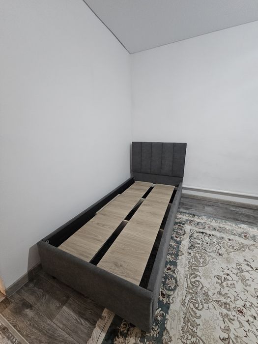 Кровать двуспальная