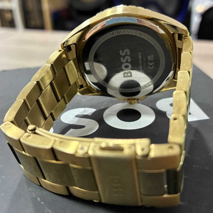 Дамски часовник HUGO BOSS ATEA