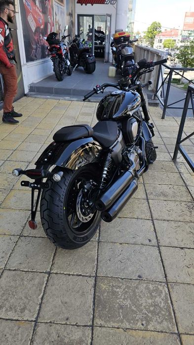 Motocicleta Benda Chinchilla 500