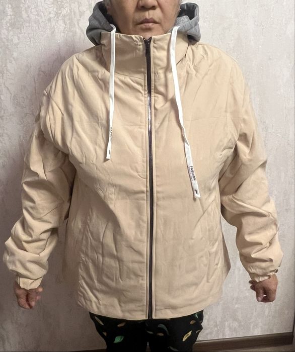 Ветровка новая