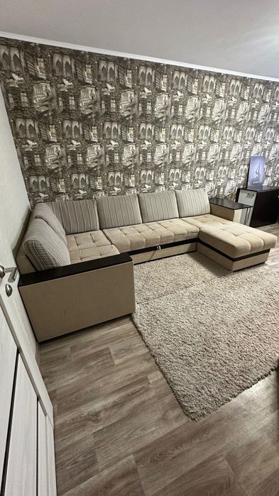 Диван 3,3 м., б/у