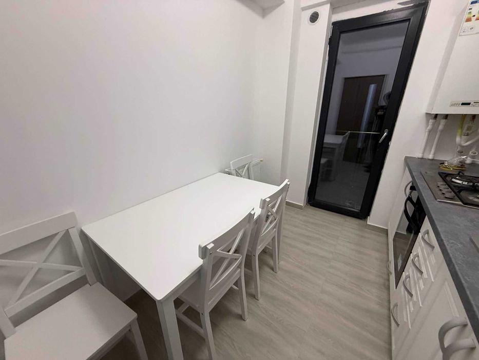 Apartament cu 2 camere decomandate de vanzare