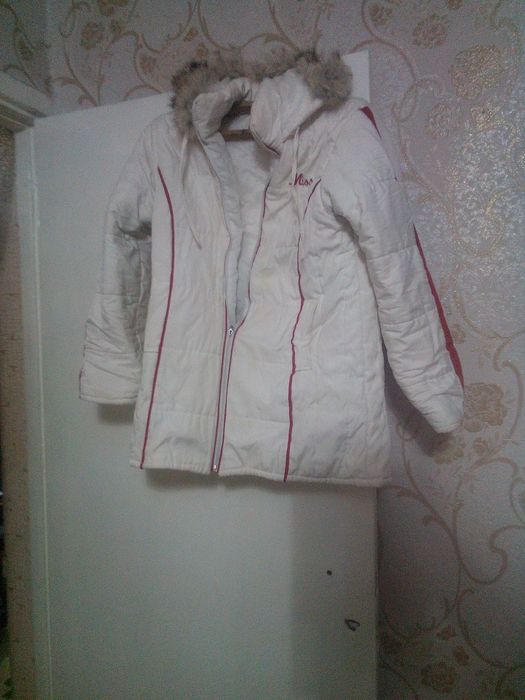 Куртки женские размер 44