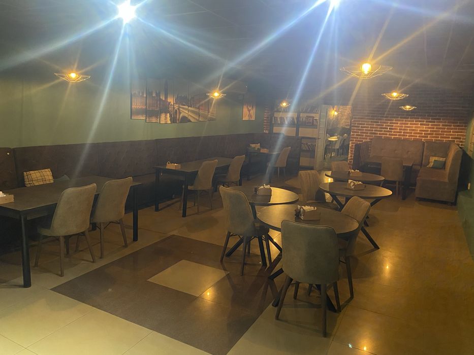 Продается караоке-бар в центре города