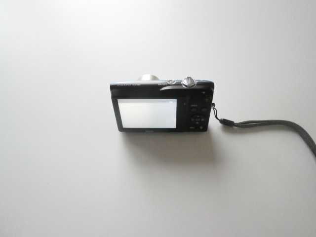 Фотоапарат Nikon Coolpix S2700