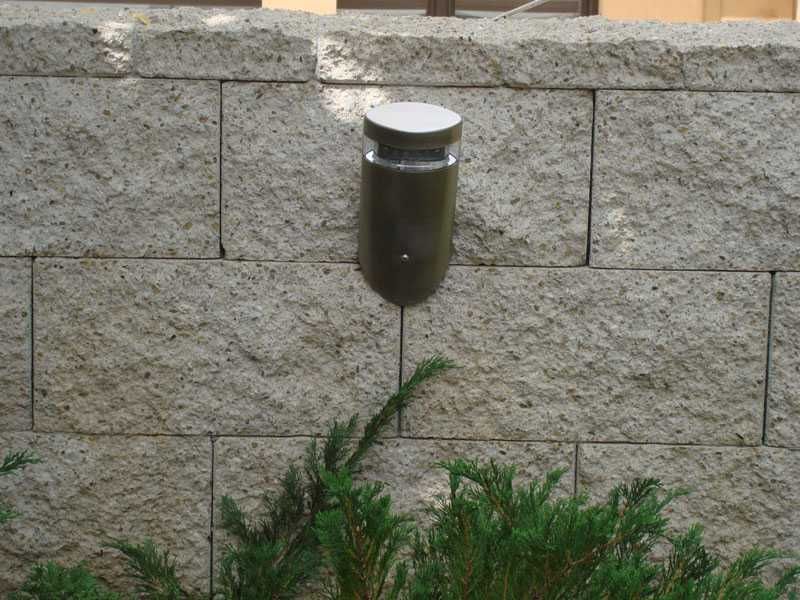 Вибропресовани бетонови блокчета за ограда, имитиращи дялан камък