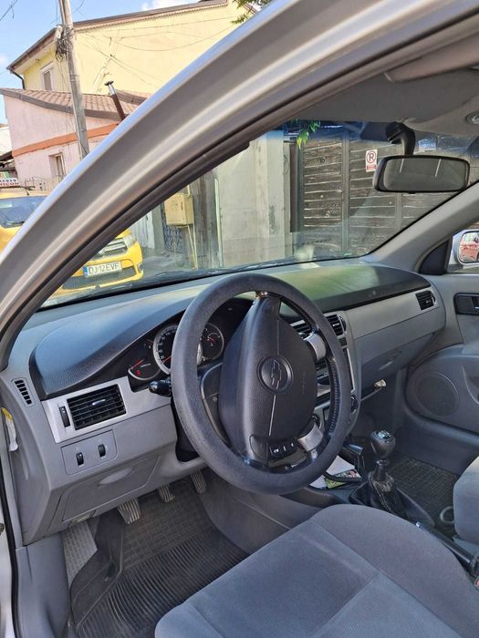 Chevrolet Lacetti, unic propietar, itp 05/08/2026, bonus 3 roti, totul original, fara accidente, taxe platite tot anul