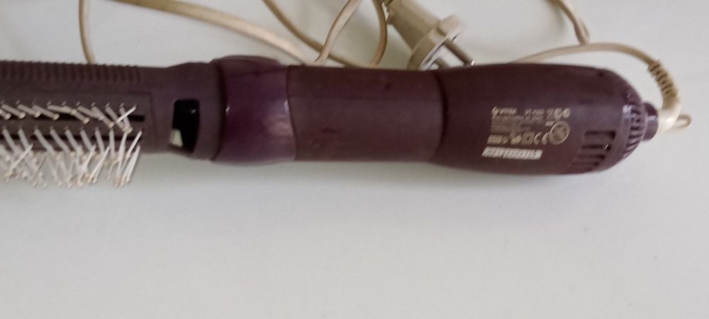 Продам фен - щётку