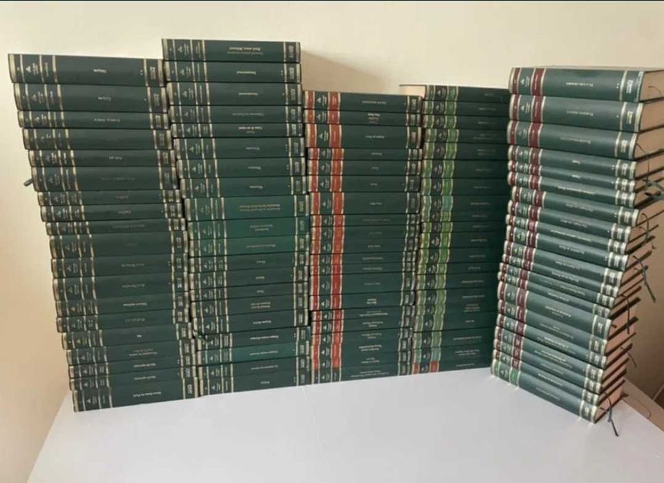 Colectia verde cu 100 carti de la Adevarul