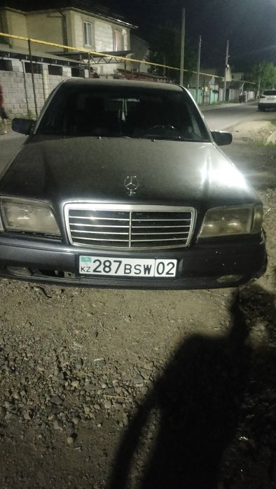 Продам машину срочно