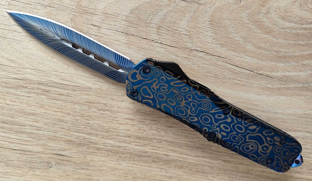 Автоматичен нож Microtech / цветове /