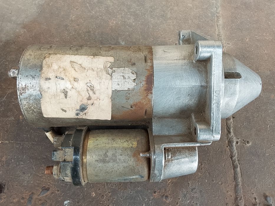 Продам стартер и генератор.