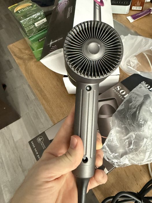 Новый фен Sokany с насадками