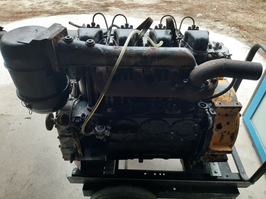 Motor deutz hatz 4 cilindri V108NH