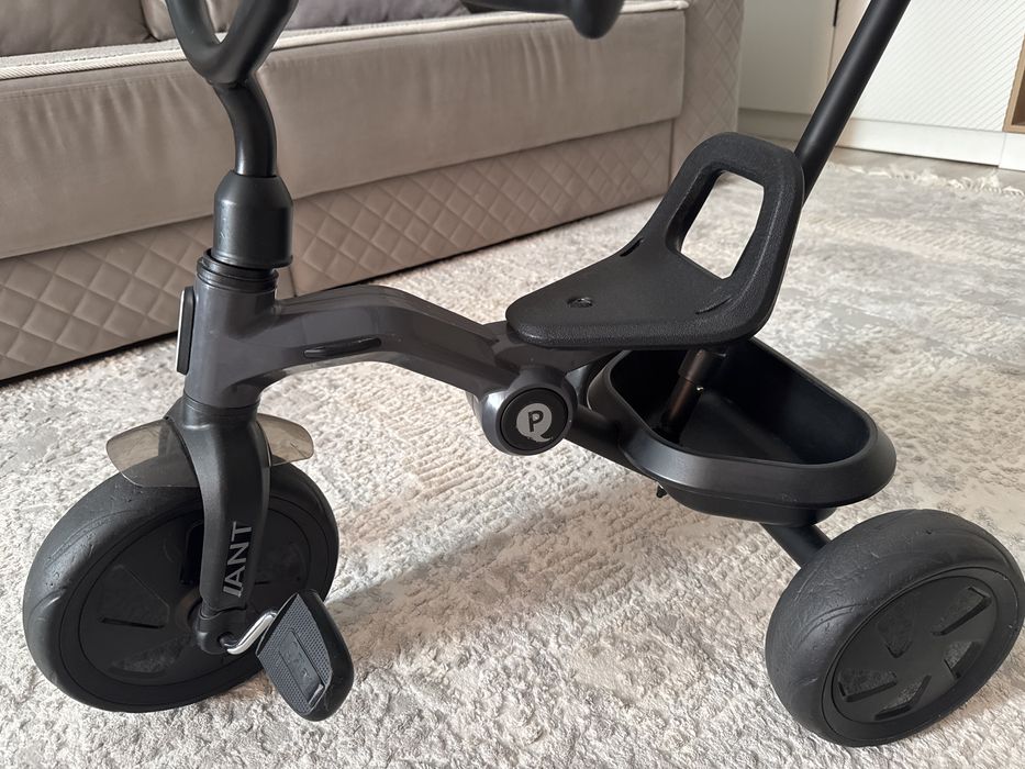 Трехколесный велосипед