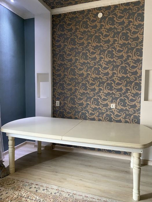 продается стол стулья вхорошем состоянии