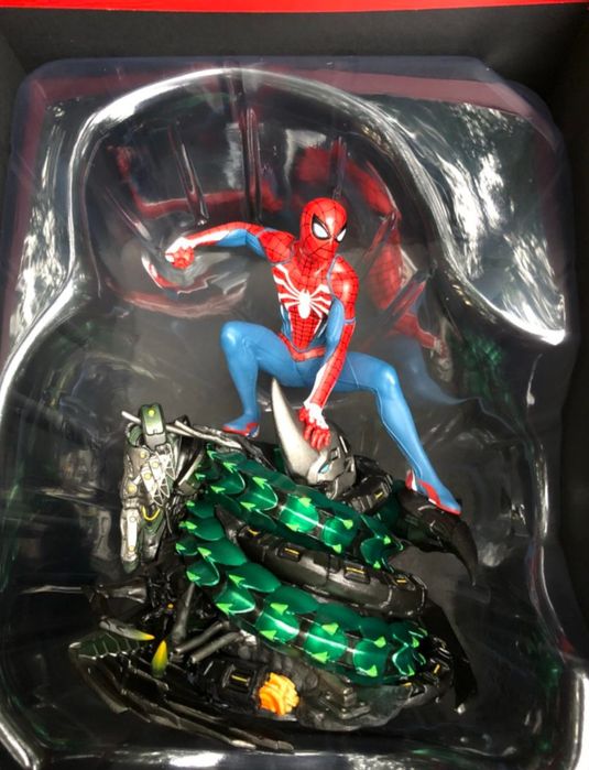 Ediție de colecție Spider-Man PS4 - Statuetă Gentle Giant + Steelbook