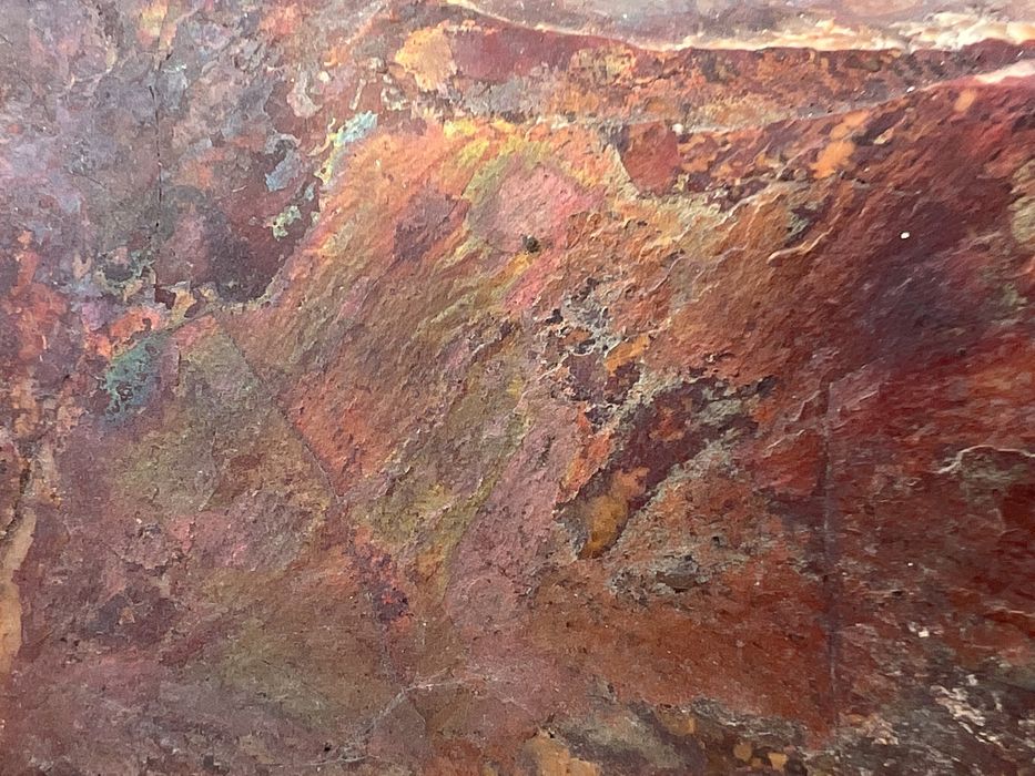 Продаются красные камни халцедон.