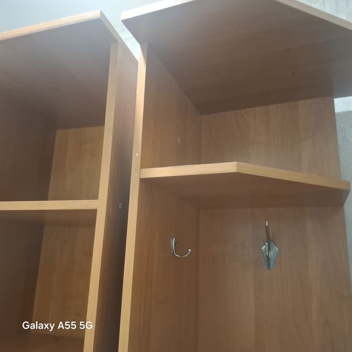 Продам  прихожию