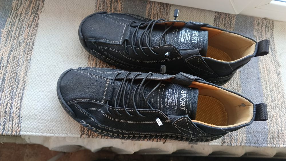 Продам мужские ботинки