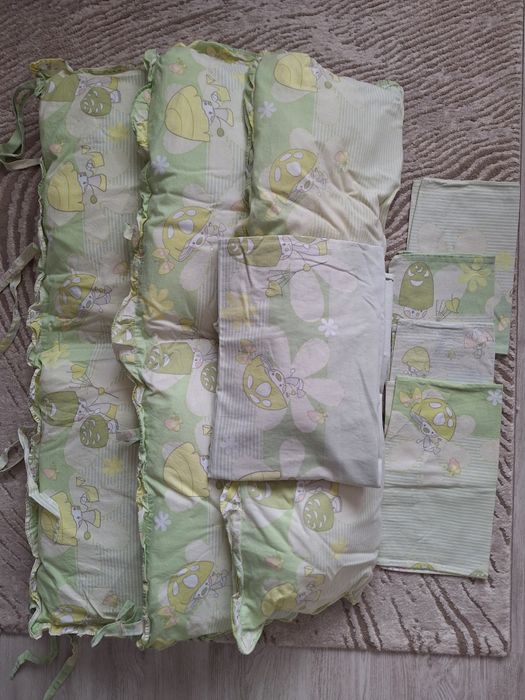 Обиколник за бебешко легло