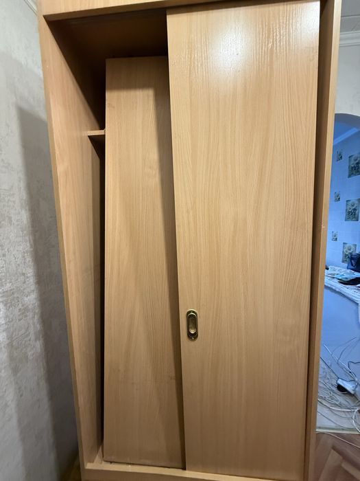 Шкаф для прихожей