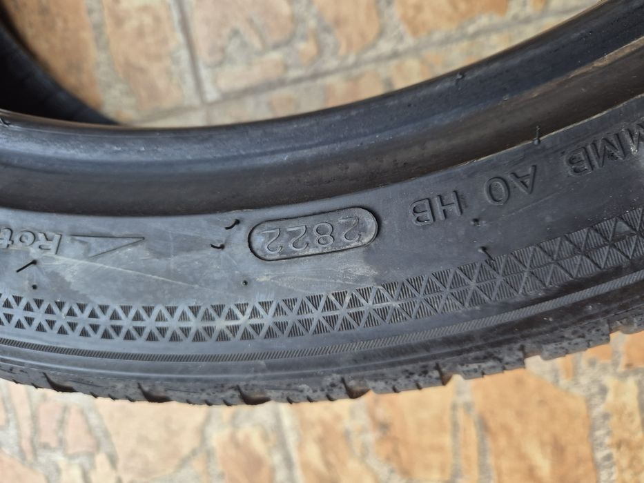 Vând cauciucuri 235/45/21 M+S 2buc//Hannkok// dot 2022 imp Germania