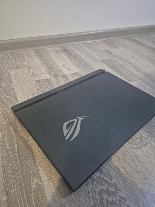 Asus rog strix g15
