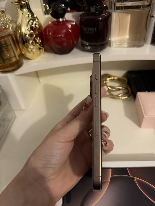 Iphone 16 Pro Desert Titanium