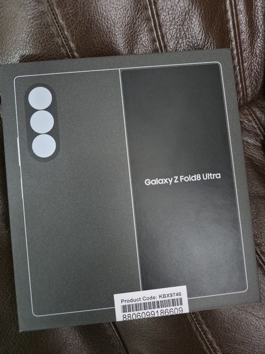 Samsung   Z  Fold  8  ULTRA , НОВ