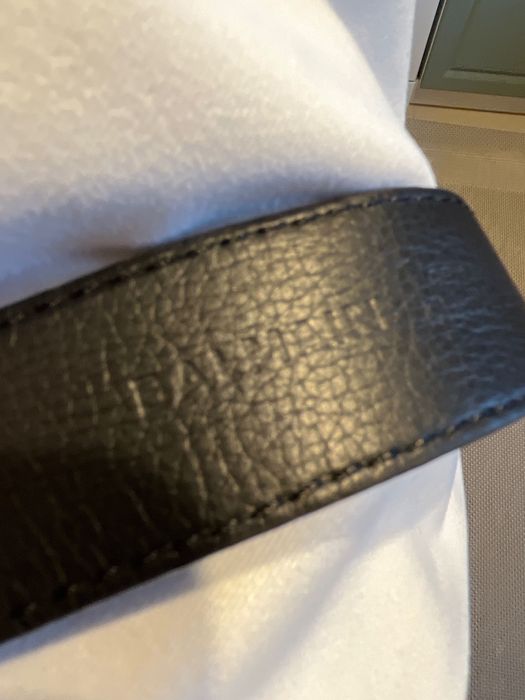 Vând curea din piele autentica Balmain