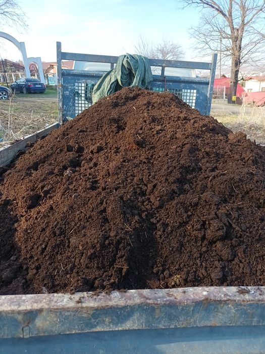 Vând mranita, pământ negru vegetal ciuruit,mranița