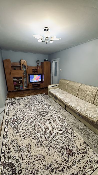 Продам 2-хкомн кв р-н Автопарк