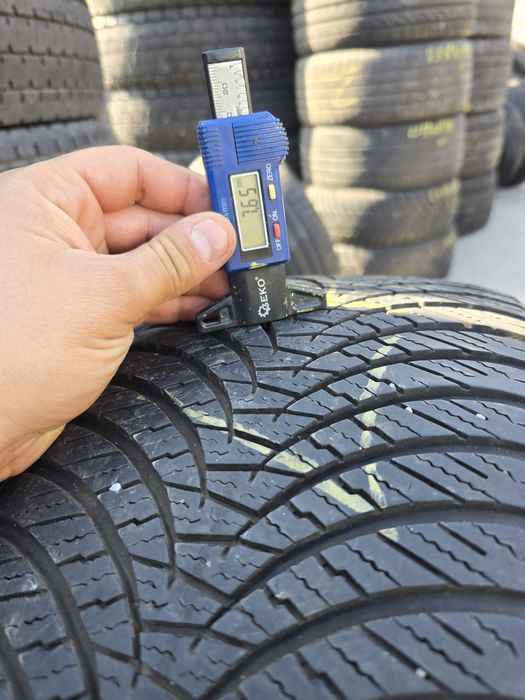 Anvelope de iarna 205-50r17 Falken