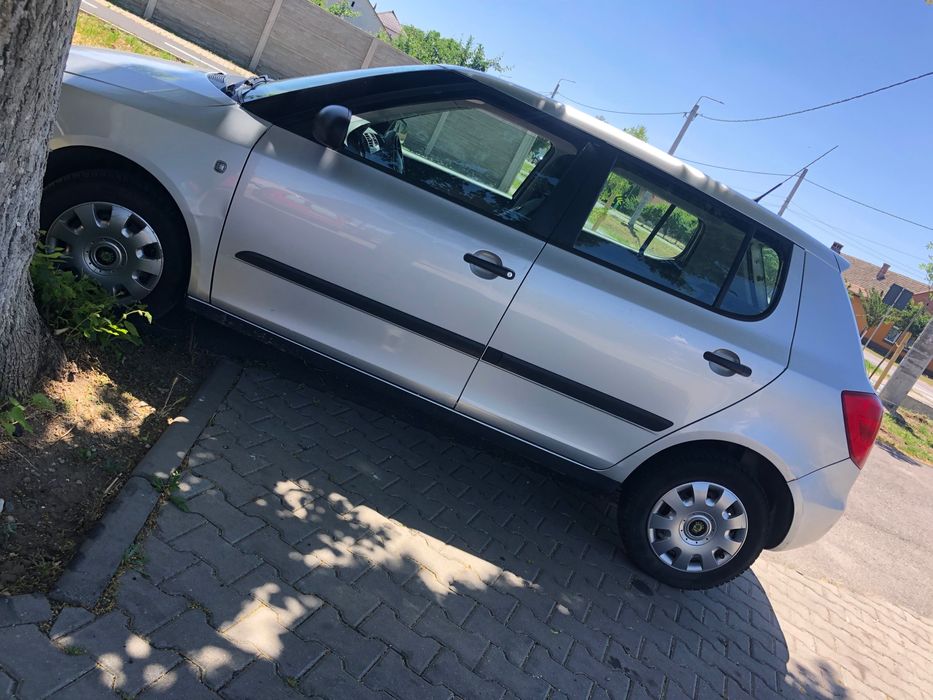 SKODA 105 2009