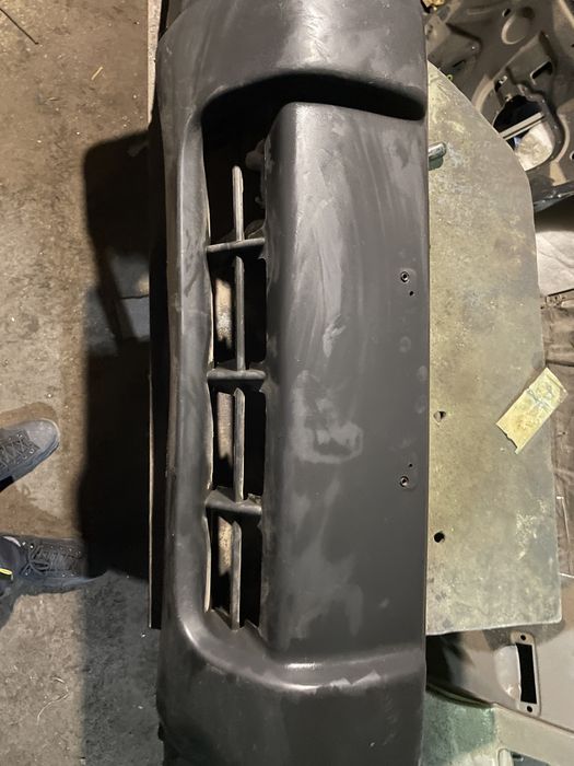 Бампер передний Subaru Forester SF