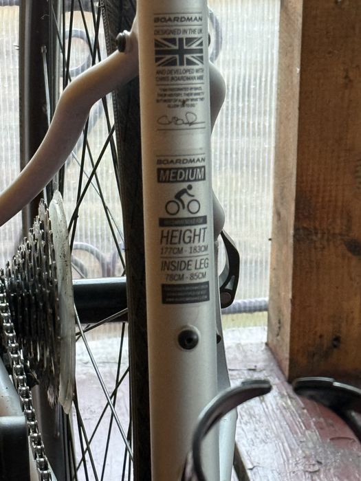 Bicicleta Boardman HYB 8.6 Silver