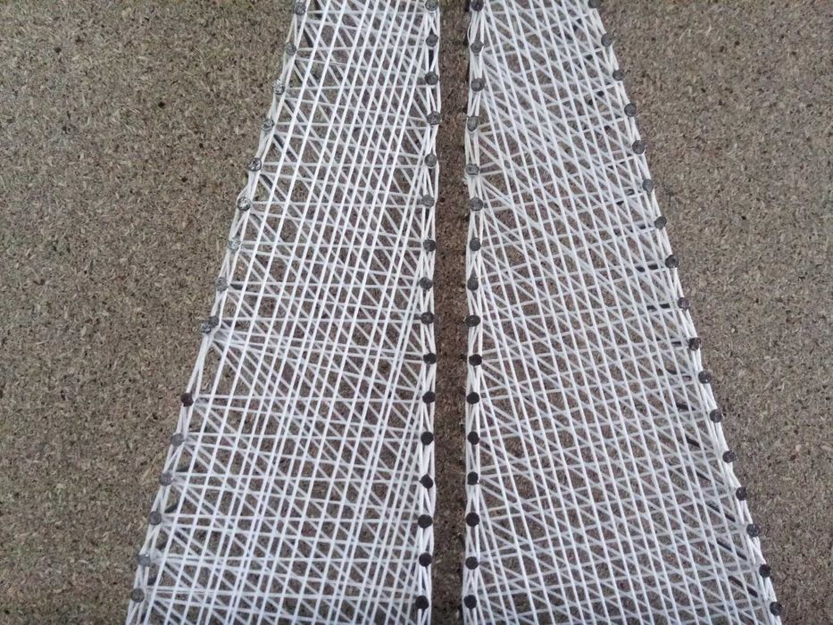 „Ракета“-стринг арт