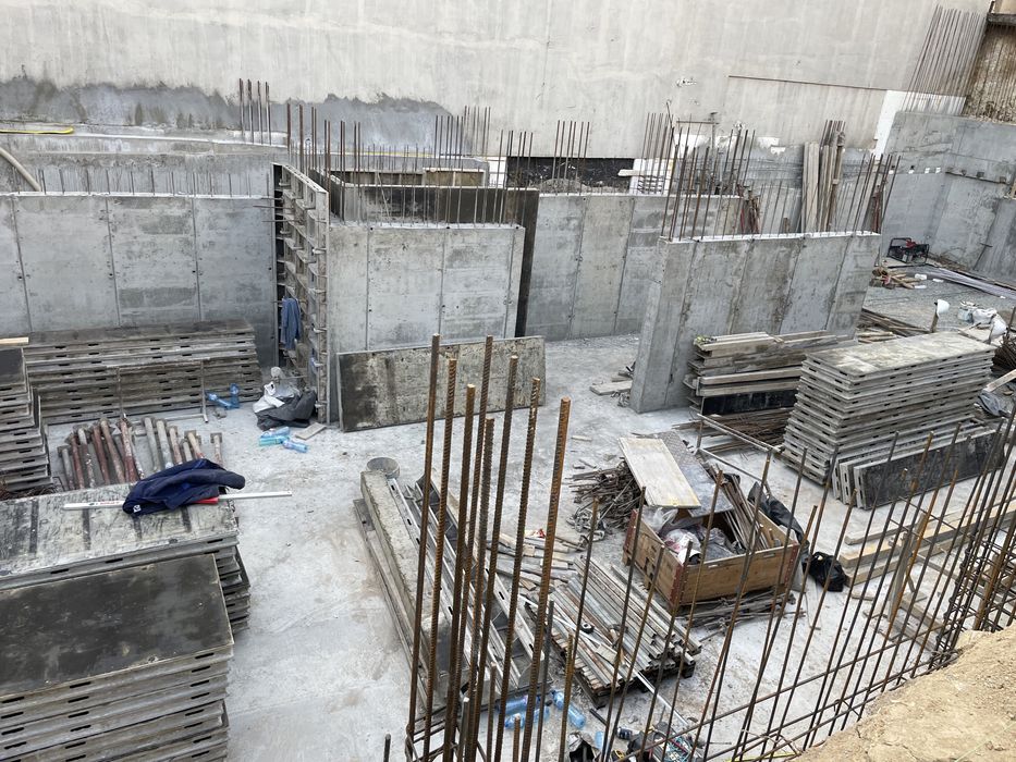 груб строеж,кофраж на стълбище , огради, подпорна стена и др