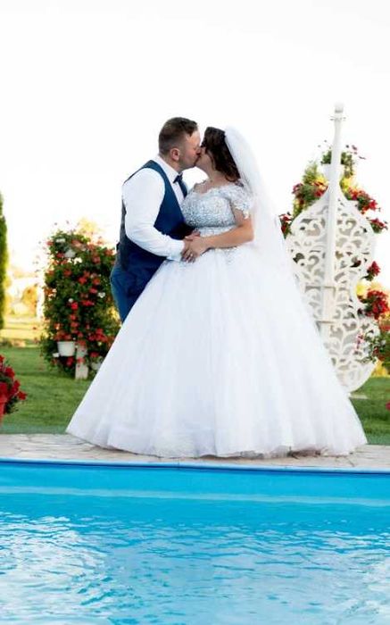 Vând rochie de mireasă și accesorii nuntă