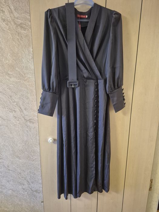 Продам платья для мероприятия