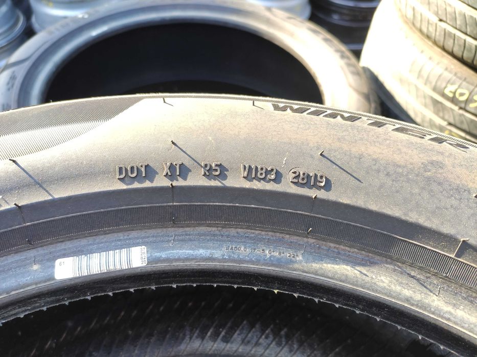 4бр Зимни гуми 225 60 18 - Pirelli