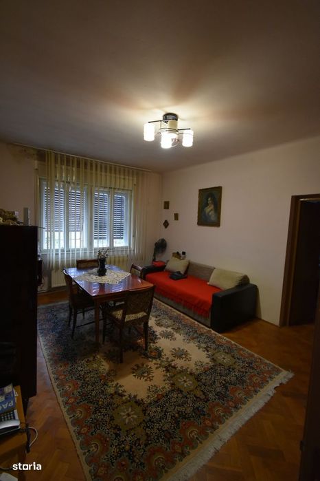 Apartament deosebit cu 3 camere in vila, zona strazii Avram Iancu